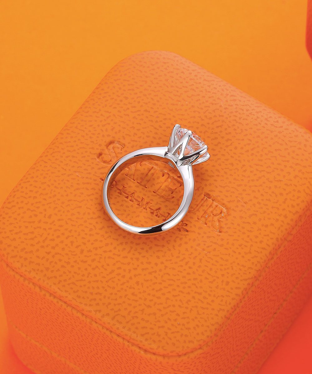 Bague Solitaire en Argent Sterling 925 - Éclat et Élégance pour les Fiançailles.