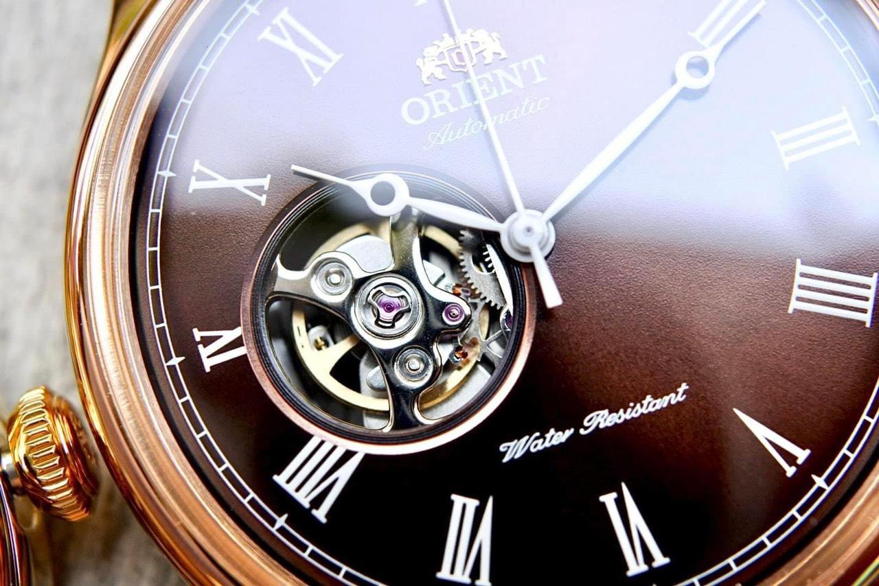 Montre Orient Classic Automatique Analogique pour Homme Cadran Marron